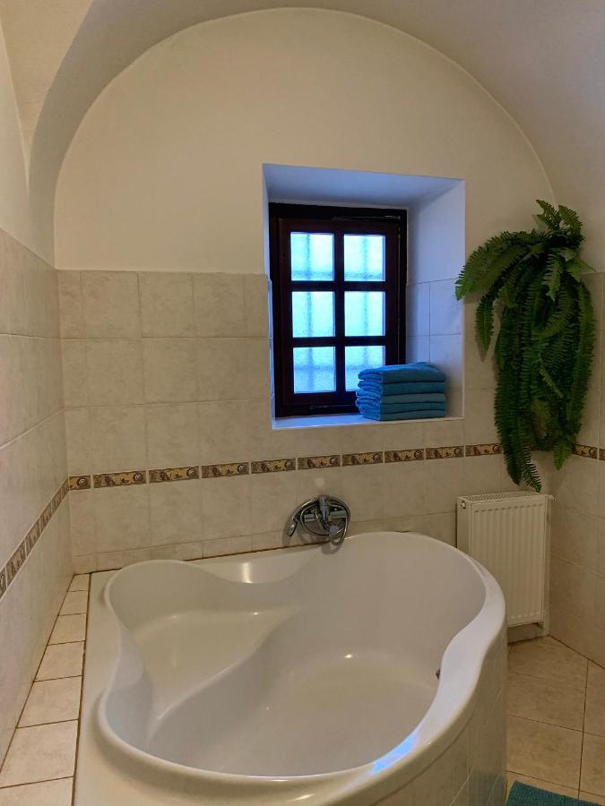 Vip Miku Apartman 2 Mikulov Zewnętrze zdjęcie
