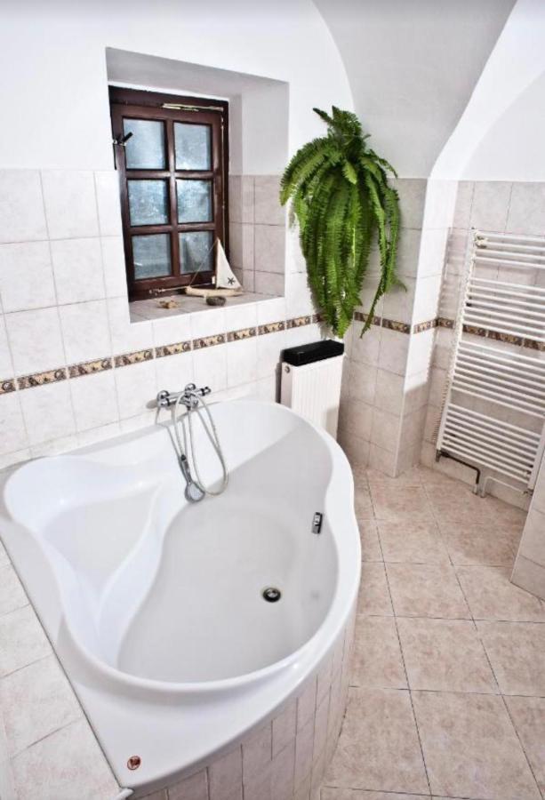 Vip Miku Apartman 2 Mikulov Zewnętrze zdjęcie